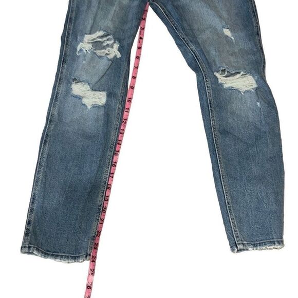 Hollister Curvy High-Rise Mom Jean Distressed Denim NEW Sz 25 1R - Picture 5 of 7
